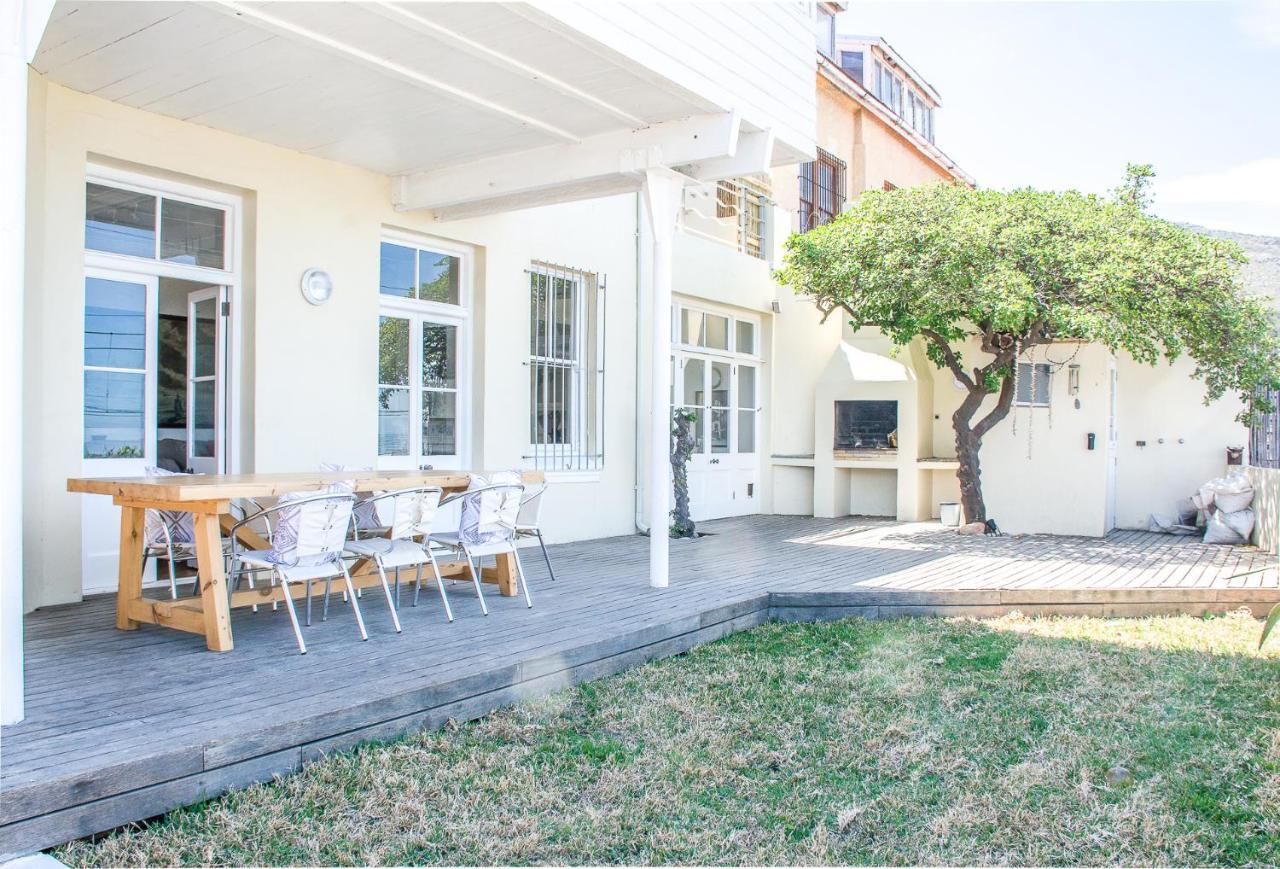 Fintimara Beach House Muizenberg Exterior photo