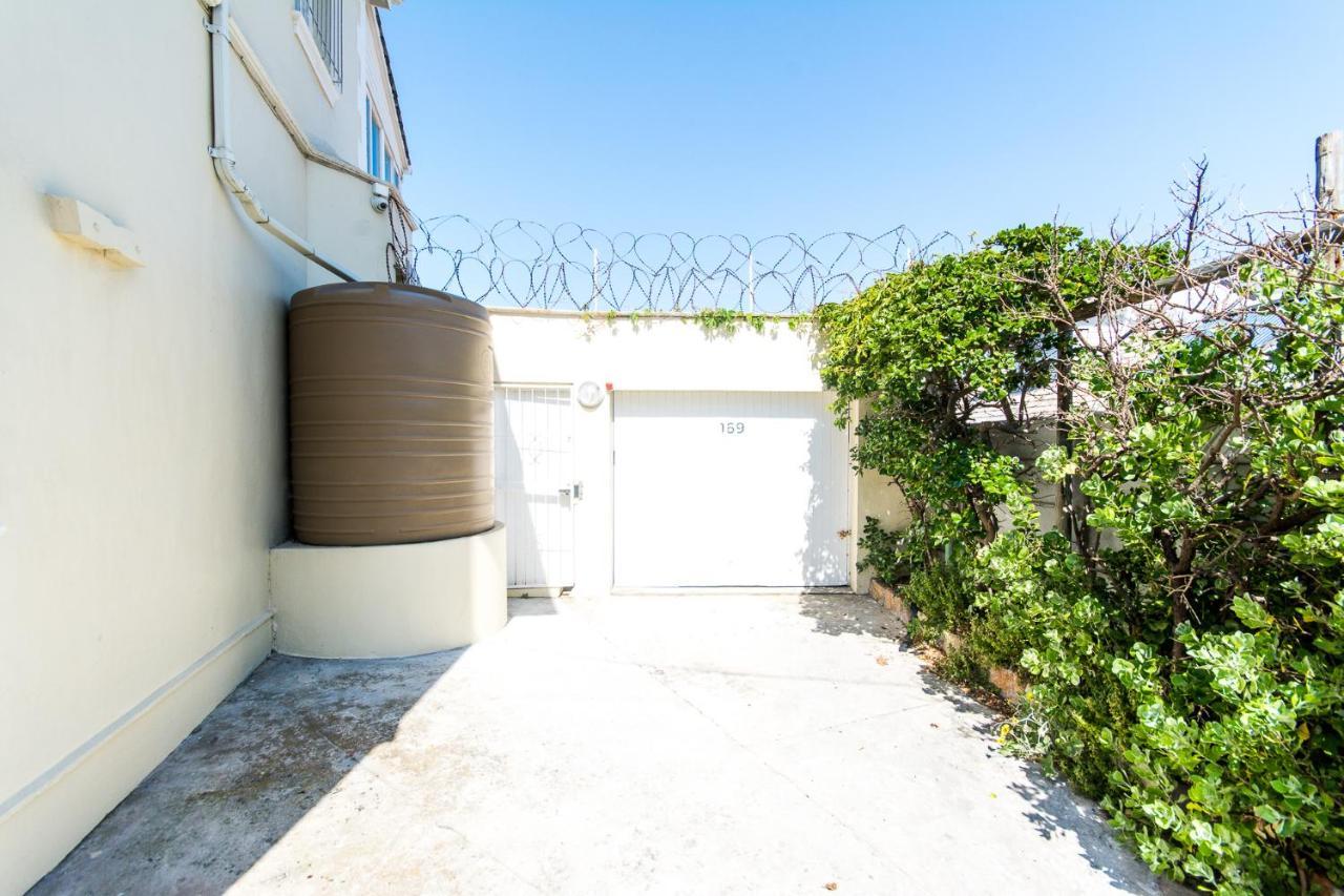 Fintimara Beach House Muizenberg Exterior photo